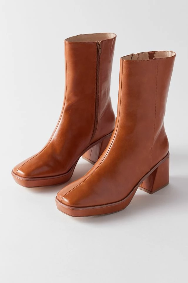 Best Sale ๐ Urban Outfitters ๐ฉ Women's UO Bella Boot Tan ๐ฅ 6 Best Sale ๐ Urban Outfitters ๐ฉ Women's UO Bella Boot Tan ๐ฅ - Image 4