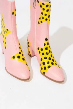 Budget 😍 Zig Zag Goods LLC 👩 Women's Zig Zag Lucky Star 🥾 Boots Pink ✨ -Dr. Martens Sales unnamed file 1323