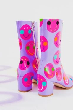 Brand new 😍 Zig Zag Goods LLC 👩 Women's Zig Zag 2 Many Feelings 🥾 Boots Multi 😍 -Dr. Martens Sales unnamed file 1365