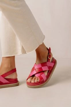 Cheap 👍 Women's ALOHAS Marshmallow Leather Checkered Slingback 🩴 Sandal Scacchi 💄 Lipstick Red Magenta 😍 -Dr. Martens Sales unnamed file 1437