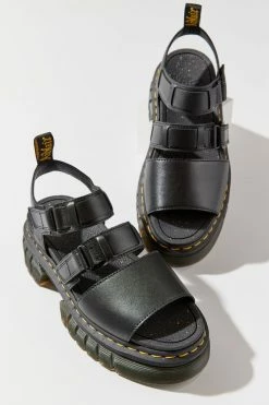 New 🎉 Women's Dr. Martens Ricki Leather 3-Strap Platform 🩴 Sandal Black 🛒