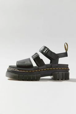 New đ Women's Dr. Martens Ricki Leather 3-Strap Platform 𩴠Sandal Black đ 8 New đ Women's Dr. Martens Ricki Leather 3-Strap Platform 𩴠Sandal Black đ -Dr. Martens Sales unnamed file 1485