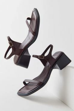 Top 10 🌟 Women's Vagabond 👟 Shoemakers Ines Buckled 🩴 Sandal Brown 😀