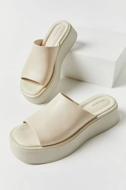 Deals ๐ Women's Vagabond ๐ Shoemakers Courtney Platform ๐ฉด Sandal Ivory โ 8 Deals ๐ Women's Vagabond ๐ Shoemakers Courtney Platform ๐ฉด Sandal Ivory โ -Dr. Martens Sales unnamed file 1554