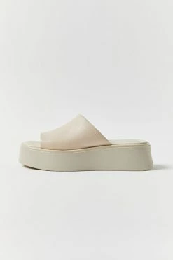 Deals ๐ Women's Vagabond ๐ Shoemakers Courtney Platform ๐ฉด Sandal Ivory โ 10 Deals ๐ Women's Vagabond ๐ Shoemakers Courtney Platform ๐ฉด Sandal Ivory โ -Dr. Martens Sales unnamed file 1556