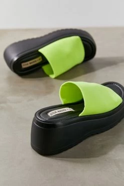 Best reviews of 😀 Women's Steve Madden UO Exclusive Scrunchy Platform 🩴 Sandal Lime 🎁 -Dr. Martens Sales unnamed file 1594