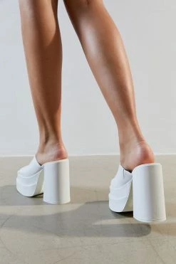 Flash Sale 🧨 Women's Steve Madden Cagey Platform 🩴 Sandal White 🤩 -Dr. Martens Sales unnamed file 1598