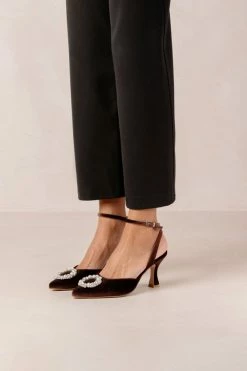 Coupon 🌟 Women's ALOHAS Cinderella Velvet Heel Crystal Velvet Coffee Brown ❤️