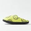 Promo 🎁 Women's BAGGU UO Exclusive Happy Puffy Slipper Yellow Happy ✔️ -Dr. Martens Sales unnamed file 1851