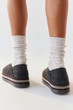 Brand new ๐งจ Women's UGG Refelt Tasman Slipper Black ๐ 9 Brand new ๐งจ Women's UGG Refelt Tasman Slipper Black ๐ -Dr. Martens Sales unnamed file 1886