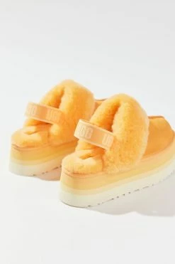 Brand new 😍 Women's UGG Funkette Slipper Papaya Orange 🌟 -Dr. Martens Sales unnamed file 1960