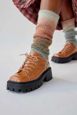 Wholesale 🥰 Urban Outfitters 👩 Women's UO Alyssa Oxford Honey 🎁