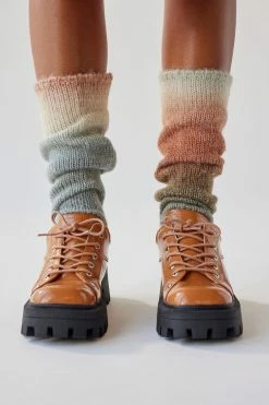 Wholesale 🥰 Urban Outfitters 👩 Women's UO Alyssa Oxford Honey 🎁 -Dr. Martens Sales unnamed file 1971