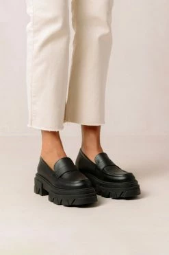 Wholesale 😀 Women's ALOHAS Trailblazer Vegan Leather Platform Lug Loafer Corn Black ✔️ -Dr. Martens Sales unnamed file 1991
