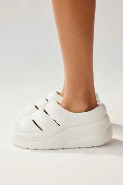 Cheapest 😉 Women's UGG Sport Yeah Clog White ✨ -Dr. Martens Sales unnamed file 2015