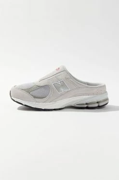 Flash Sale 🤩 Women's New Balance 2002RM 👟 Sneaker Mule Raincloud + Marblehead ❤️