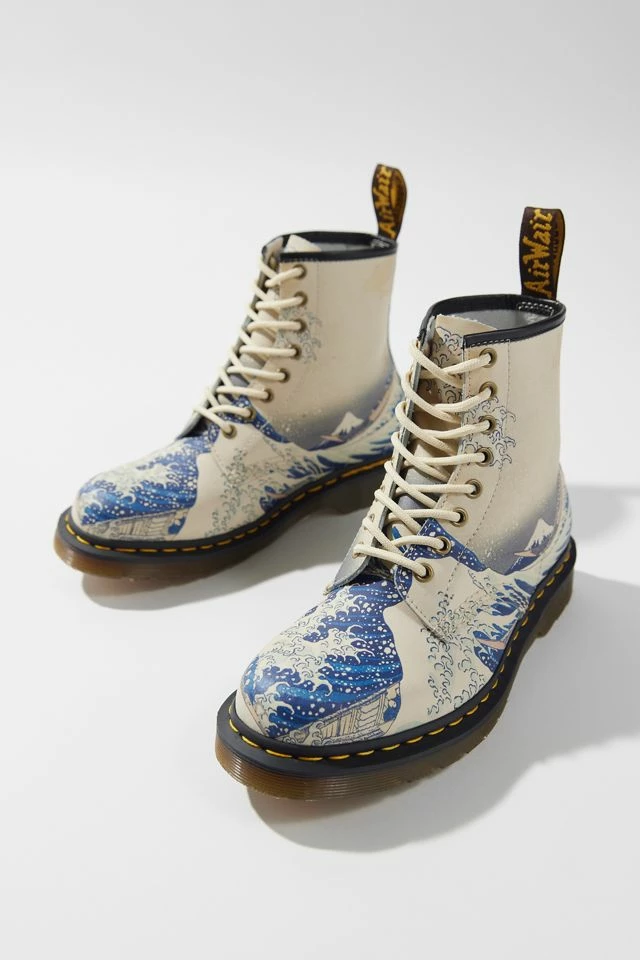 Outlet ๐คฉ Women's Dr. Martens The Met Great Wave Leather Boot Beige Multi โ๏ธ 4 Outlet ๐คฉ Women's Dr. Martens The Met Great Wave Leather Boot Beige Multi โ๏ธ - Image 2