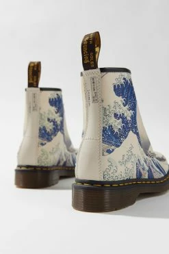 Outlet ๐คฉ Women's Dr. Martens The Met Great Wave Leather Boot Beige Multi โ๏ธ 8 Outlet ๐คฉ Women's Dr. Martens The Met Great Wave Leather Boot Beige Multi โ๏ธ -Dr. Martens Sales unnamed file 594
