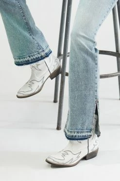 Cheapest 🔔 Matisse Footwear 👩 Women's Coconuts By Matisse Above Board Cowboy Boot White ❤️ -Dr. Martens Sales unnamed file 616