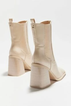 Brand new 🛒 Women's Circus NY Lauren Boot Vanilla Bean 😍 -Dr. Martens Sales unnamed file 650