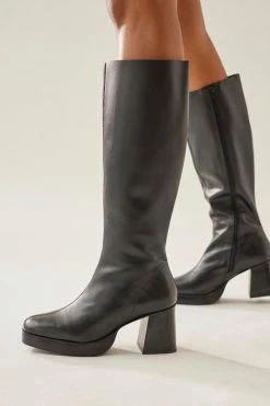 Promo ❤️ Urban Outfitters 👩 Women's UO Lara Zip Tall Boot Black 🌟