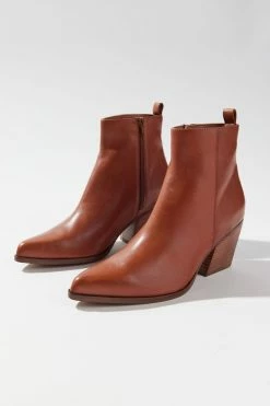 Flash Sale 😍 Women's Seychelles Aboard Boot Brown 👏