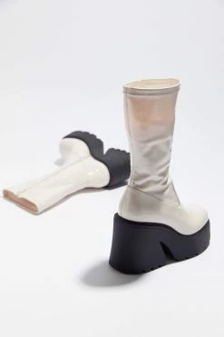 Cheapest 🤩 Women's Steve Madden Arrow Platform Boot Ivory ⌛ -Dr. Martens Sales unnamed file 899