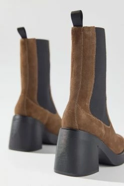 Wholesale 🤩 Women's Vagabond 👟 Shoemakers Brooke Suede Platform Chelsea Boot Tan 👍 -Dr. Martens Sales unnamed file 932