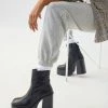 Promo 🎁 Urban Outfitters 👩 Women's UO Noreen Platform Boot Black 😀