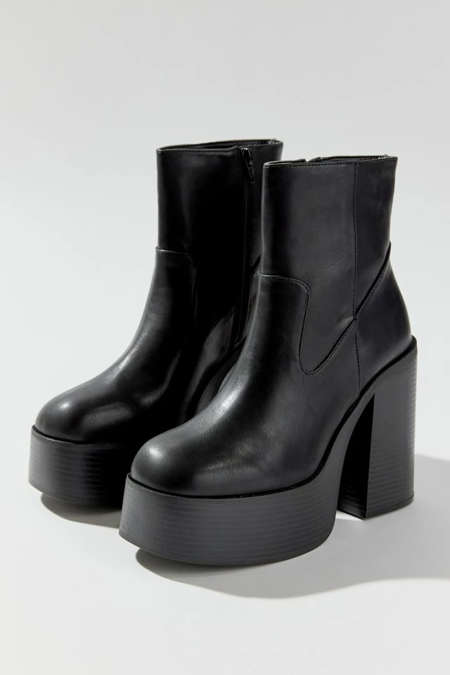 Promo ๐ Urban Outfitters ๐ฉ Women's UO Noreen Platform Boot Black ๐ 6 Promo ๐ Urban Outfitters ๐ฉ Women's UO Noreen Platform Boot Black ๐ - Image 4
