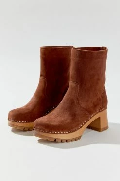 Best reviews of 🥰 Women's Swedish Hasbeens Suede Teddy Boot Brass ⌛ -Dr. Martens Sales unnamed file 990